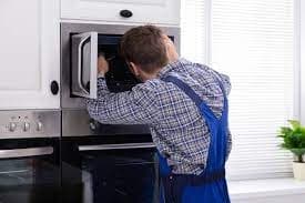 Microwave Oven Repair expert technician providing doorstep diagnostics and certified repairs in Kolkata and surrounding Howrah regions